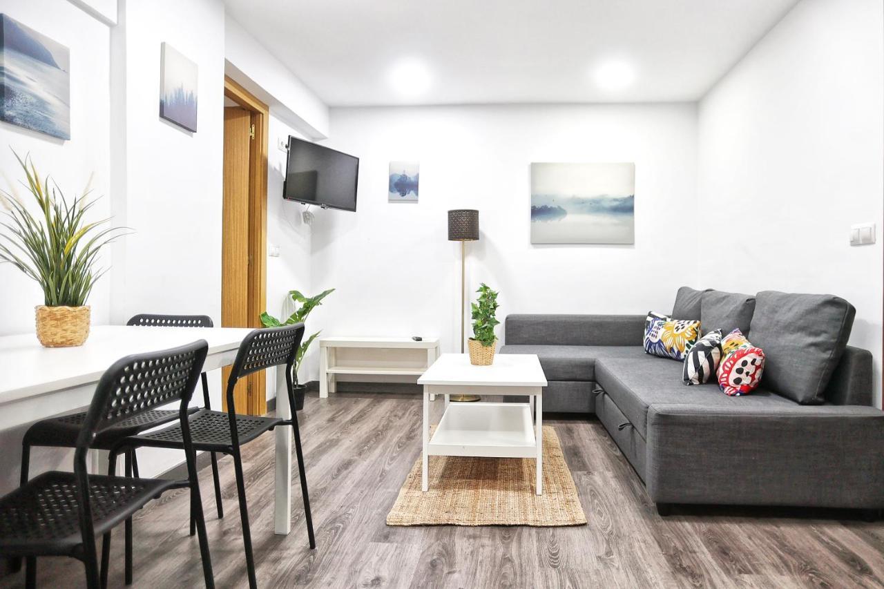 شقة Holidays2Malaga Goya - Zona Huelin & 500 Mts De La Playa المظهر الخارجي الصورة